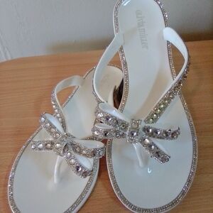 Olivia Miller, US size 8, white